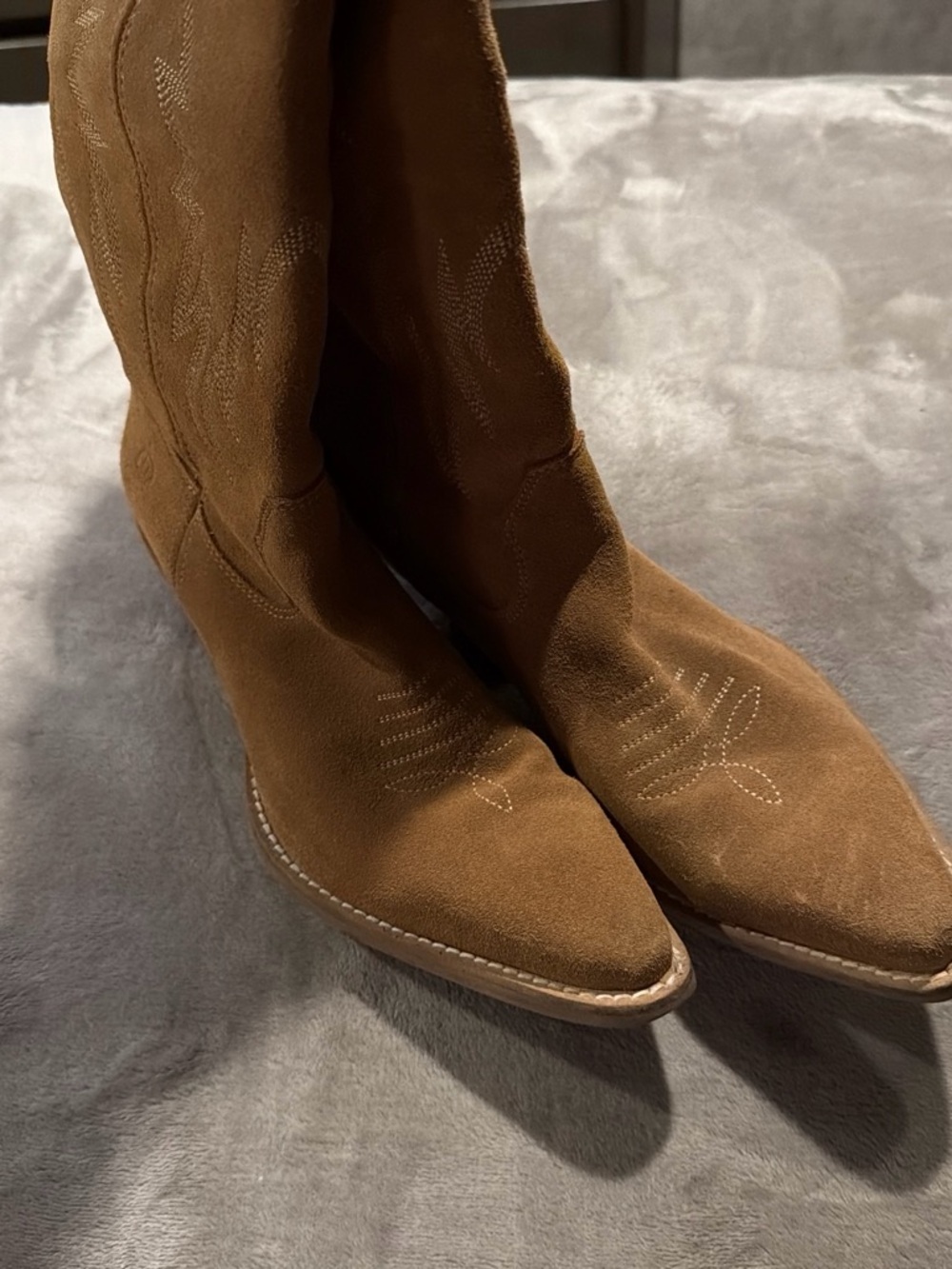 dingo Brown Suede Western Heeled Boots with Embroidered Shaft - Picture 3 of 4